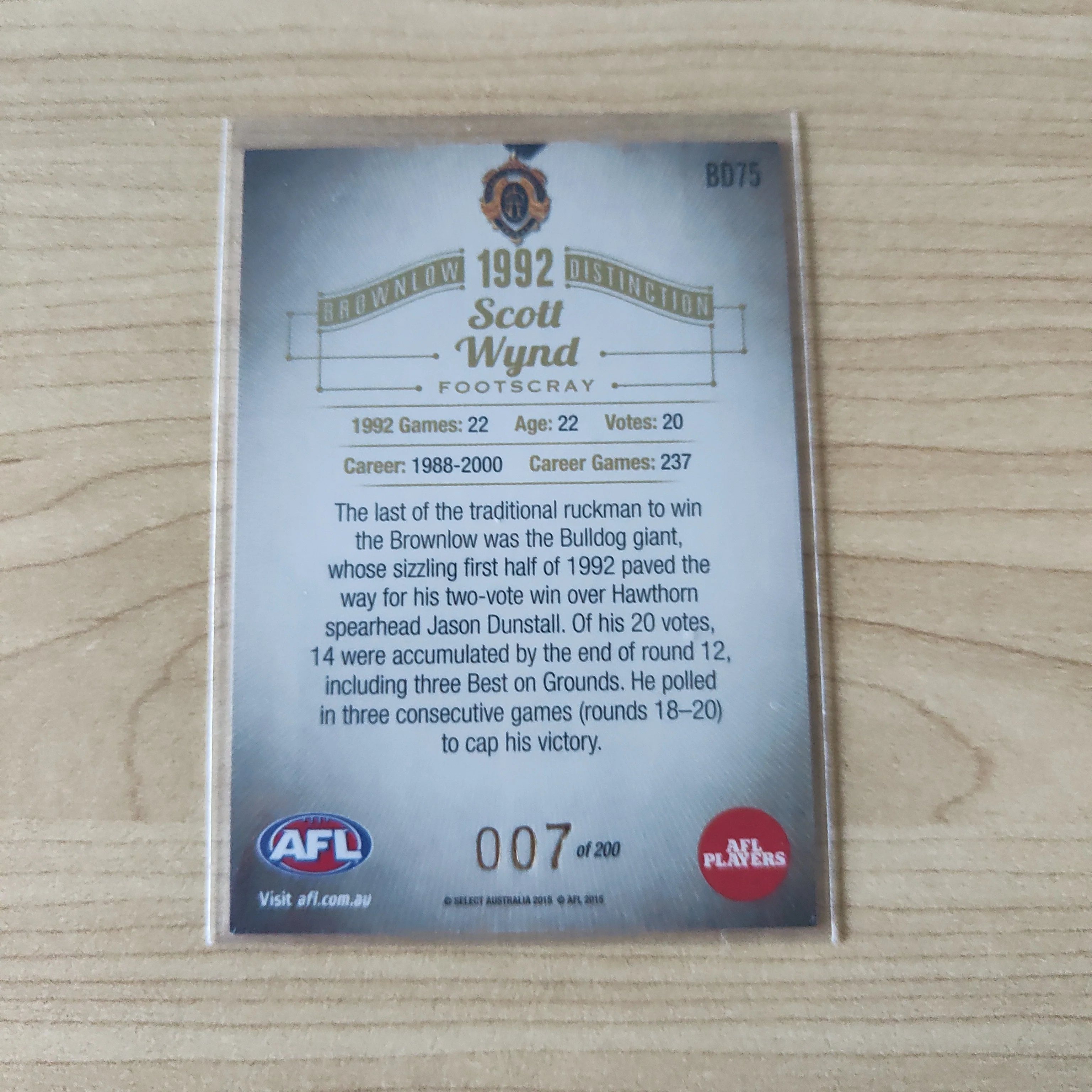 2015 Select Honours 2 Brownlow Scott Wynd Footscray Western Bulldogs No.007/200 - Image 2