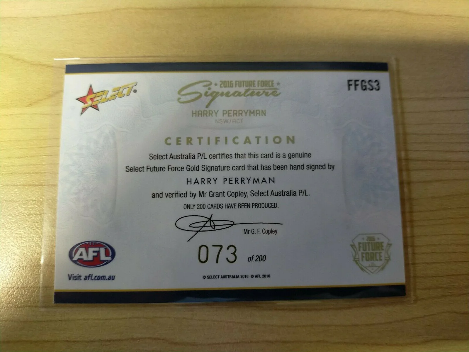 2016 Select Future Force Gold Signature Harry Perryman GWS - Image 2