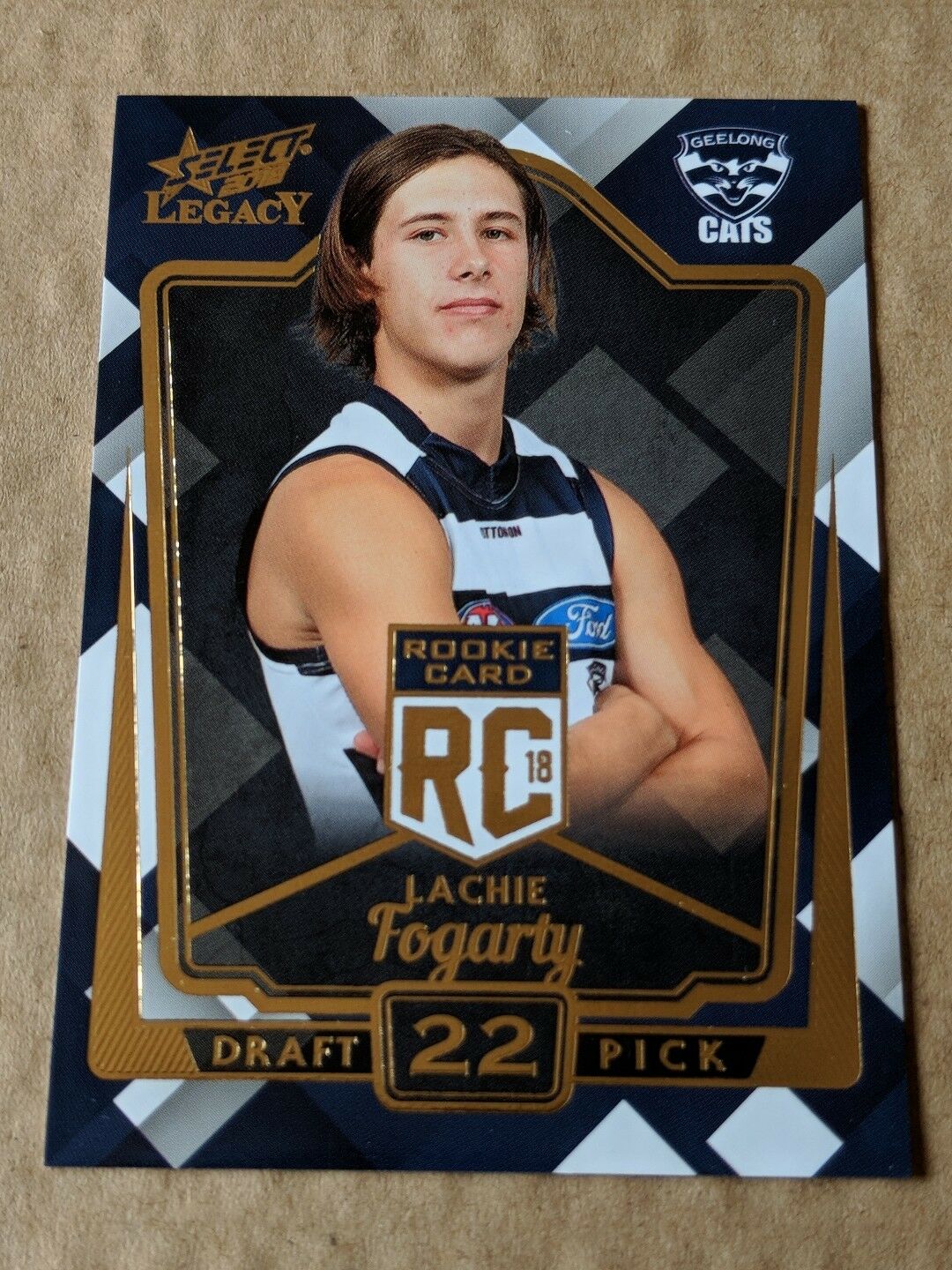 2018 AFL SELECT LEGACY ROOKIE CARD DRAFT PICK 22 LACHIE FOGARTY 250/250 - Image 2