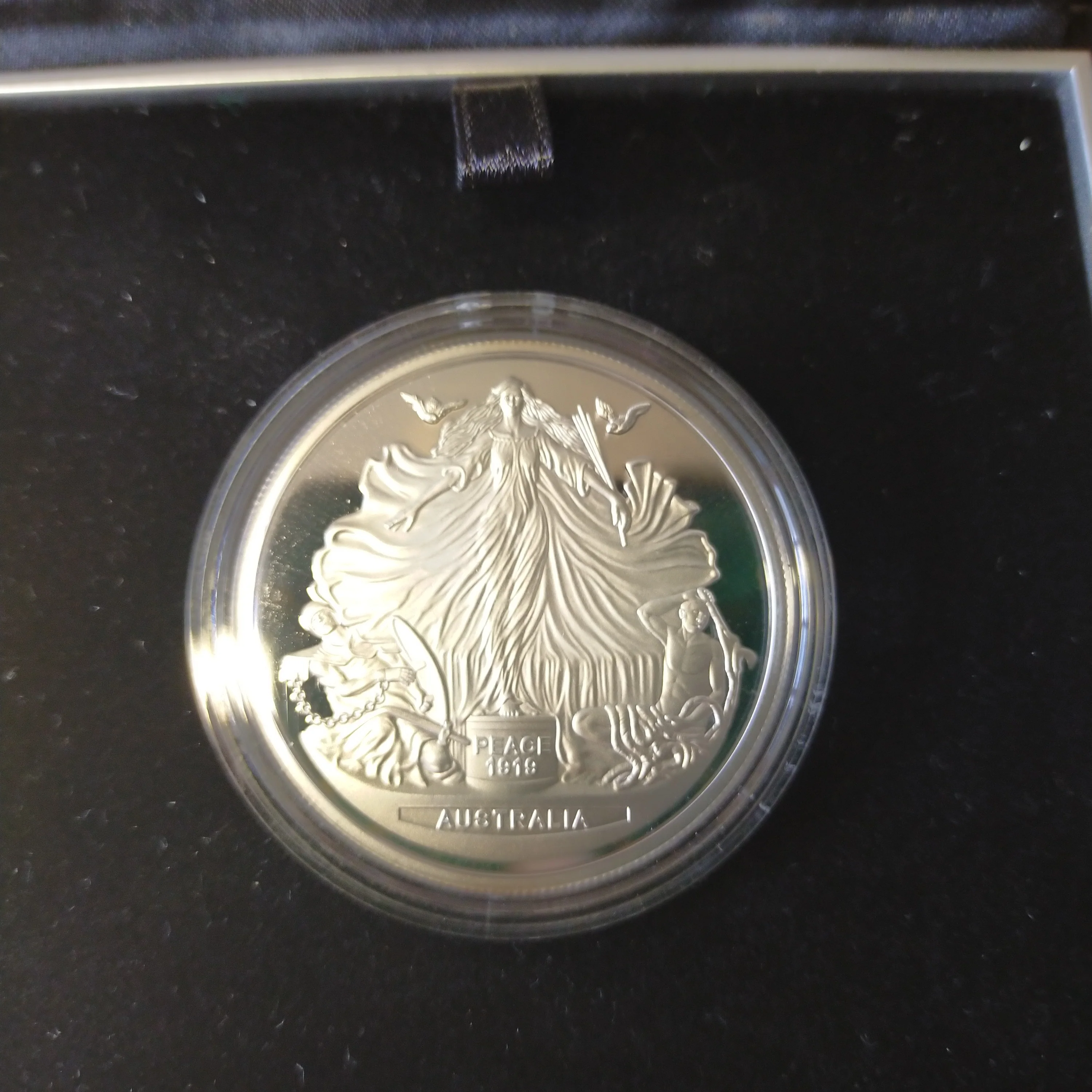 2019 Royal Australian Mint $5 Treaty Of Versailles 1oz .999 Silver Proof Coin - Image 3