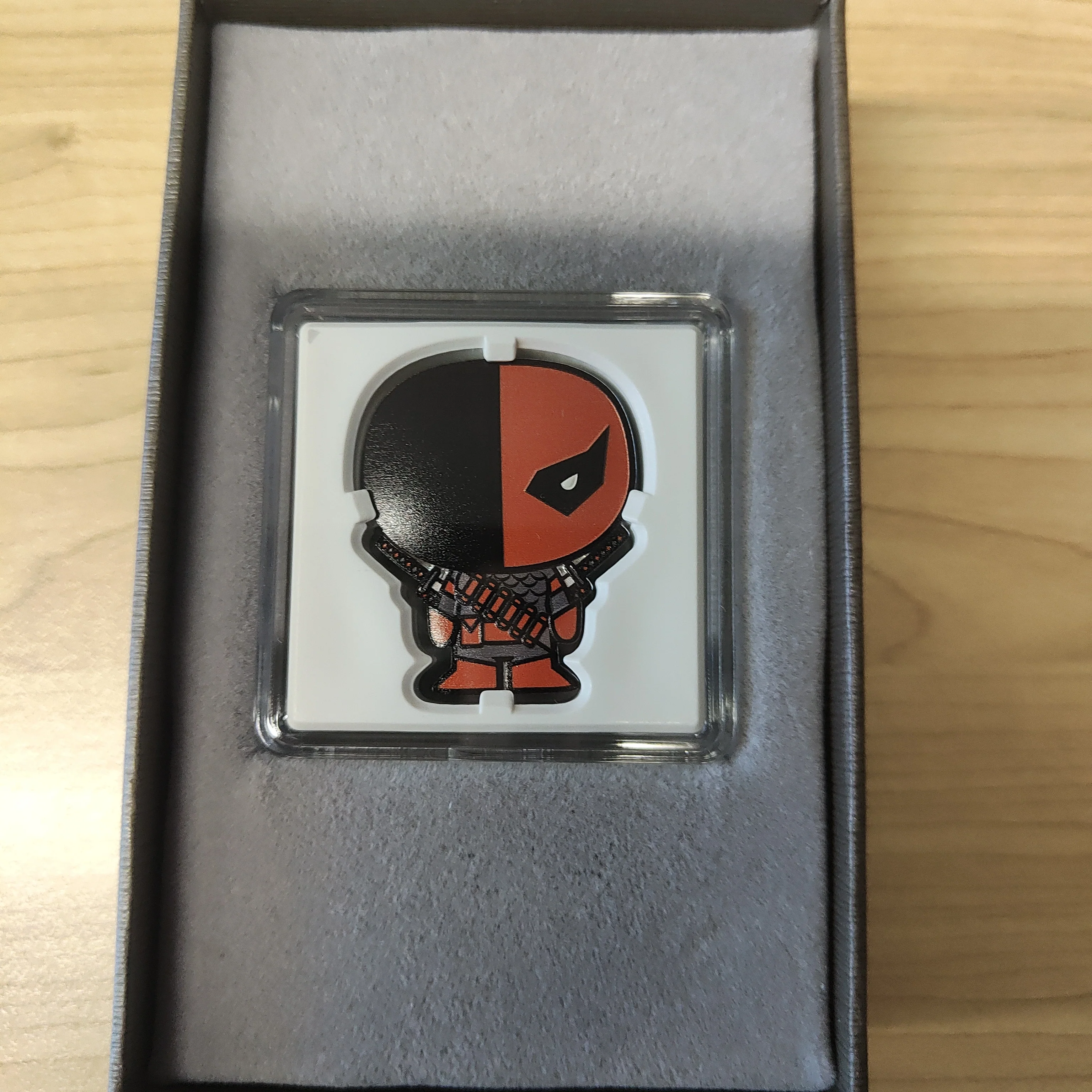 Niue 2021 New Zealand Mint $2 DC Deathstroke 1oz .999 Silver Coin - Image 2