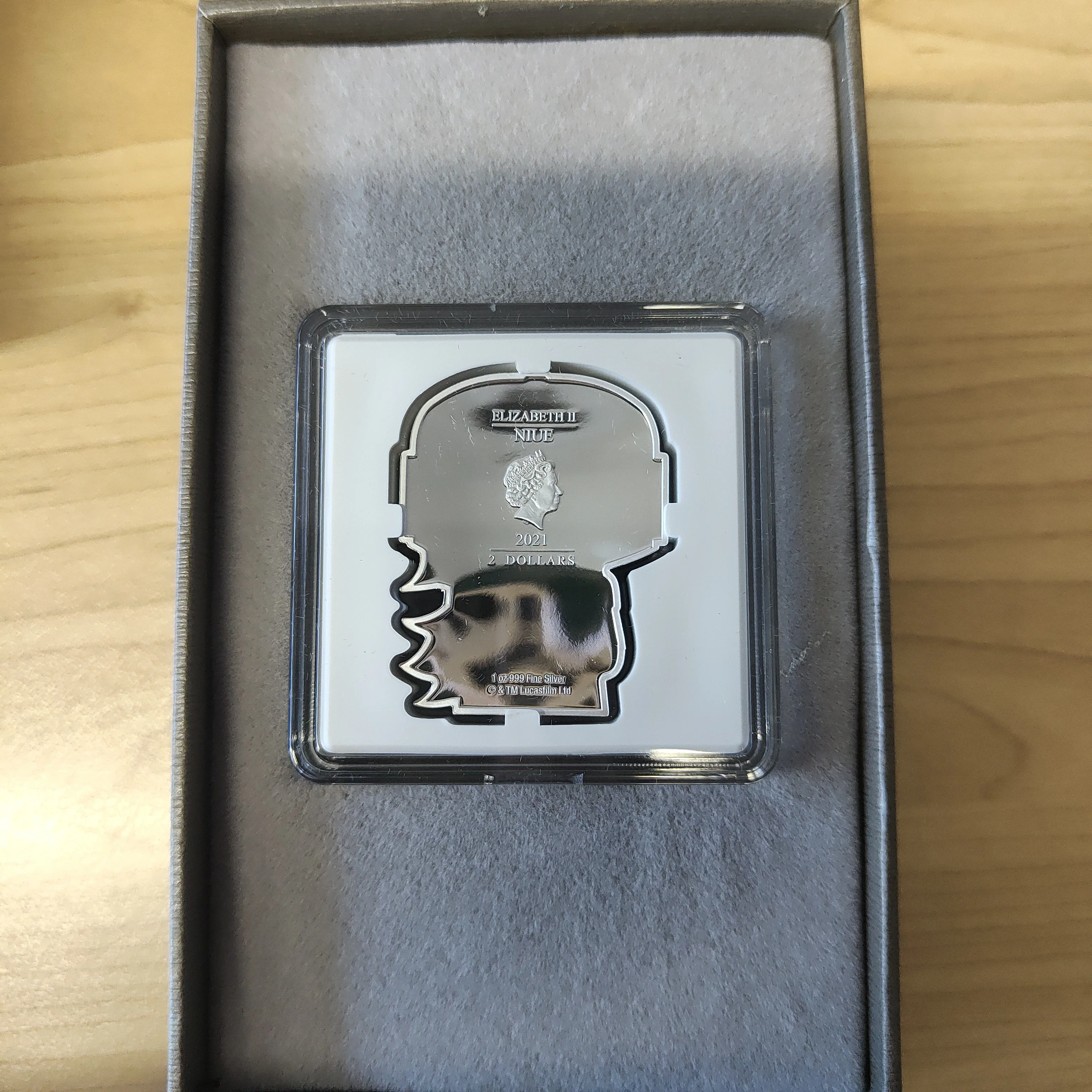 Niue 2021 New Zealand Mint $2 Star Wars The Mandalorian 1oz .999 Silver Coin - Image 3