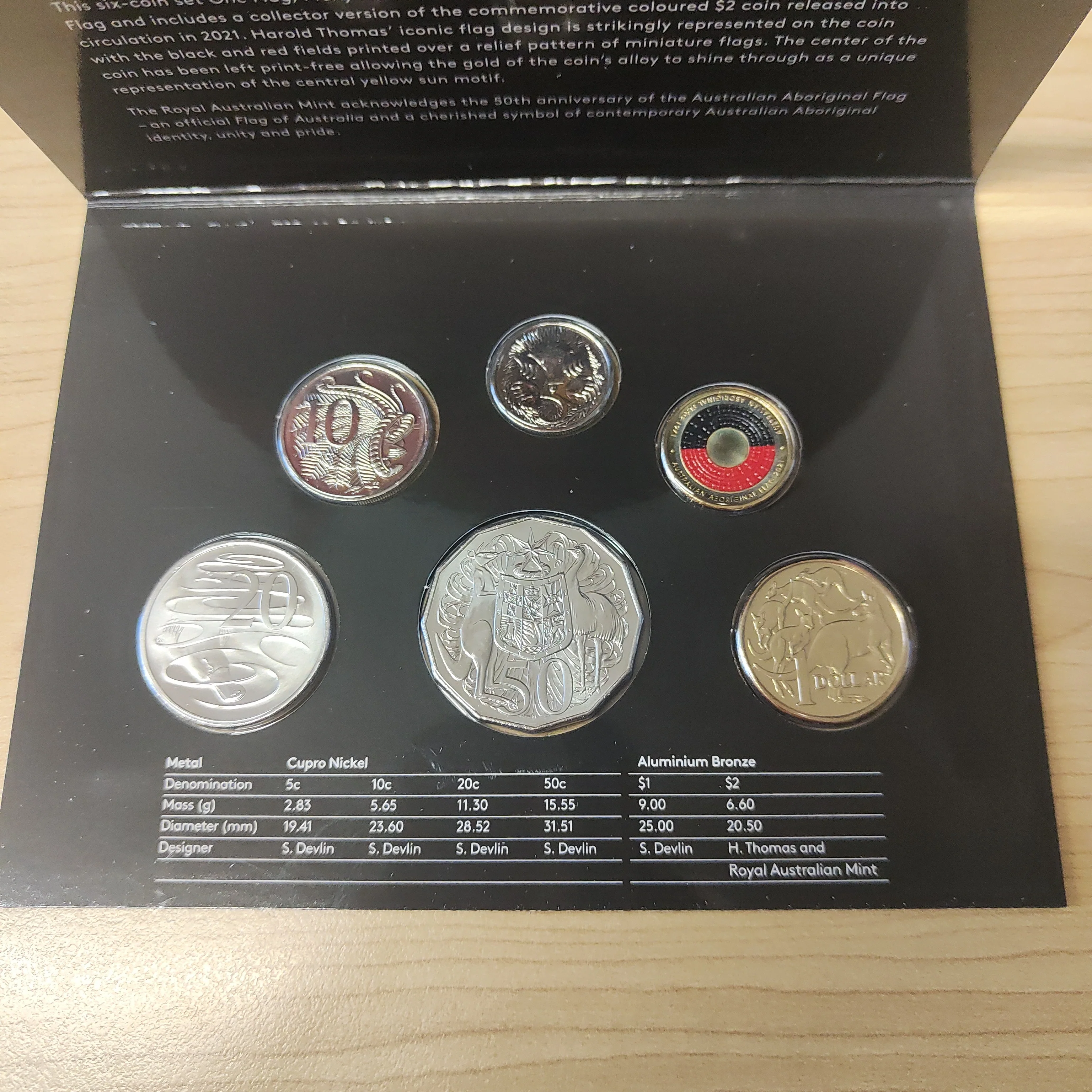 2021 Royal Australian Mint Aboriginal Flag Uncirculated Year Set - Image 2