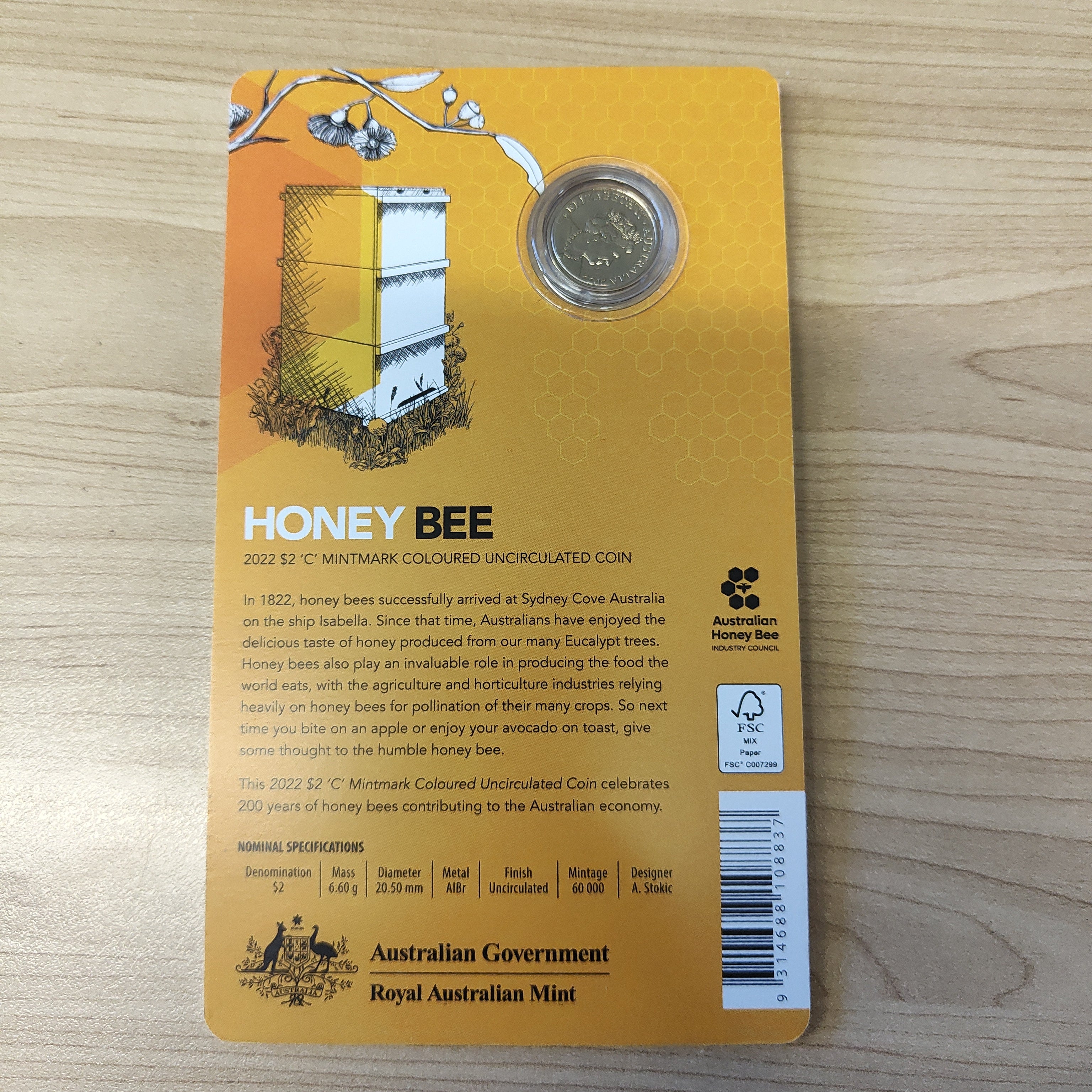 2022 Royal Australian Mint $2 Coloured Honey Bee Mint Roll and Carded Coin - Image 3