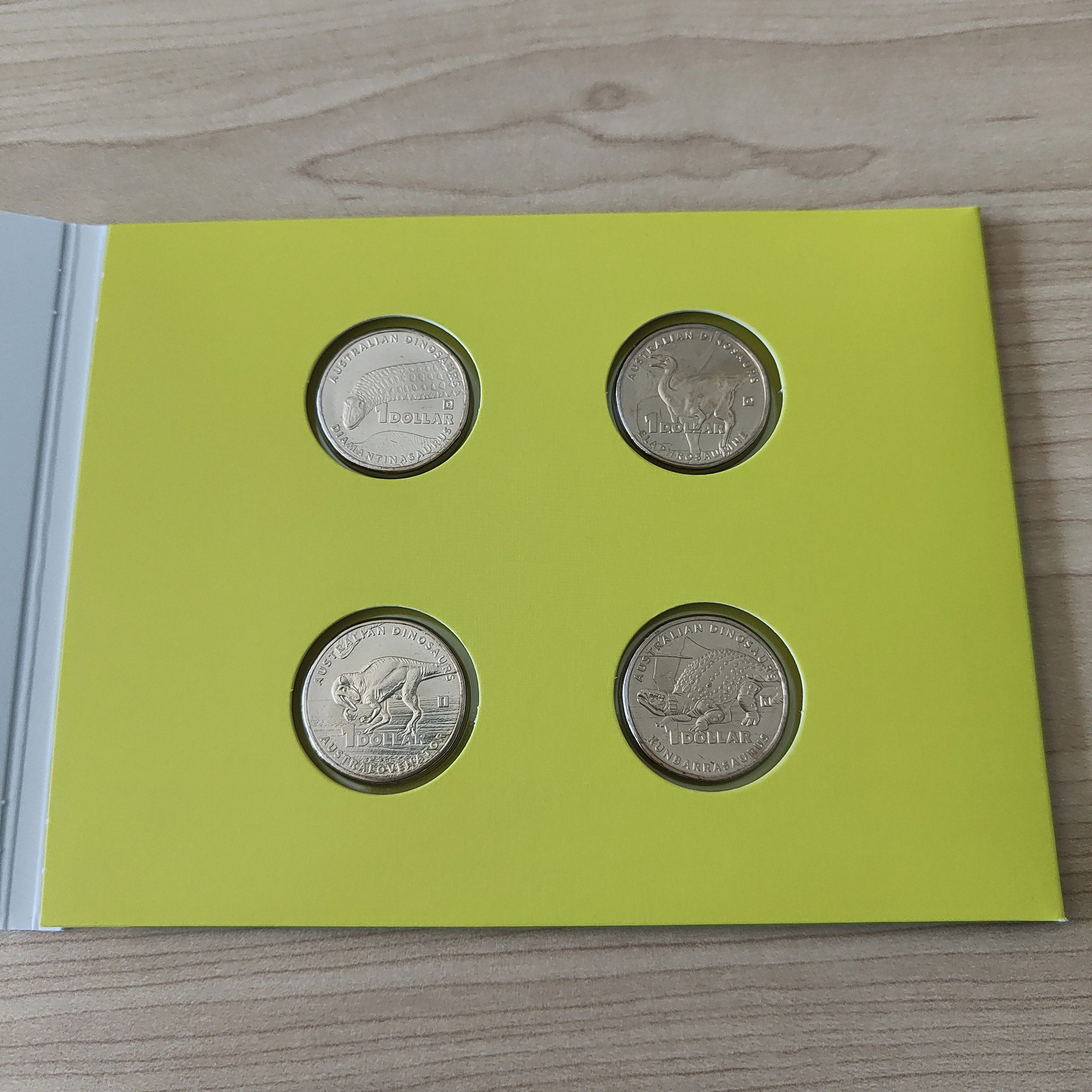 2022 Royal Australian Mint Australian Dinosaurs $1 Privy Mark Uncirculated Coin Collection - Image 2