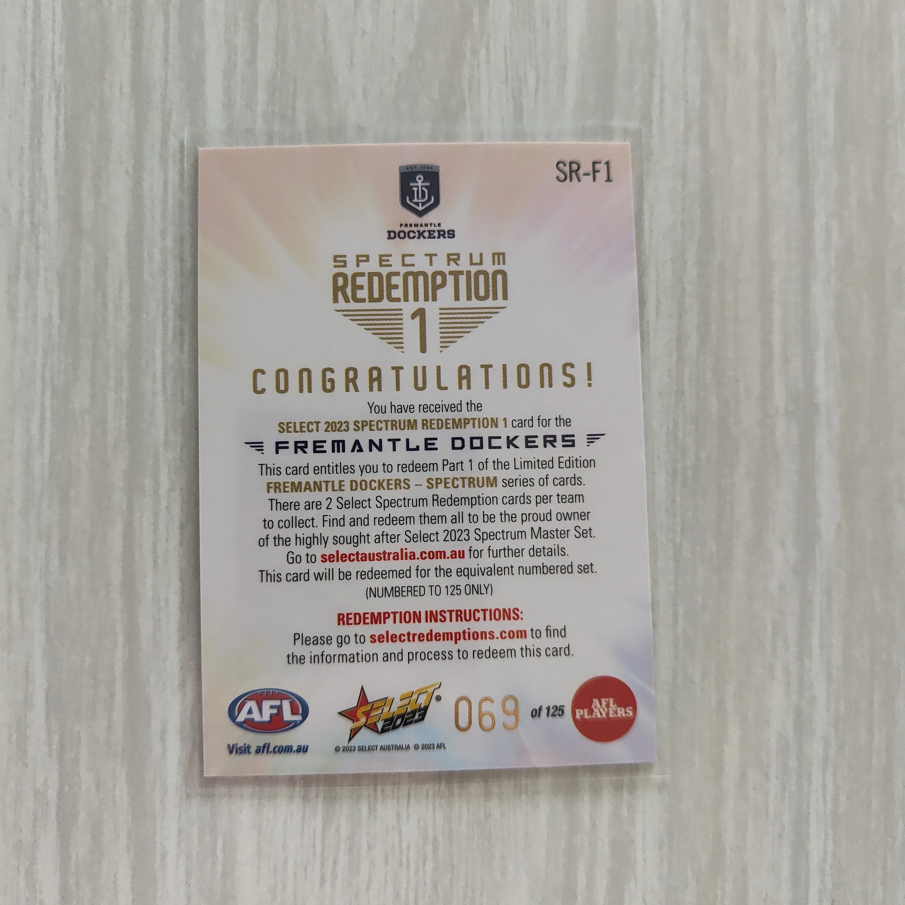 2023 Select Footy Stars Spectrum Redemption 1 Fremantle 069/125 - Image 2