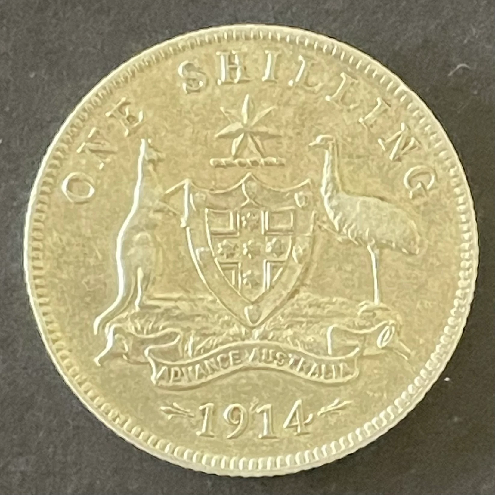 Australia 1914 1/- One Shilling Silver Coin Very Fine Condition