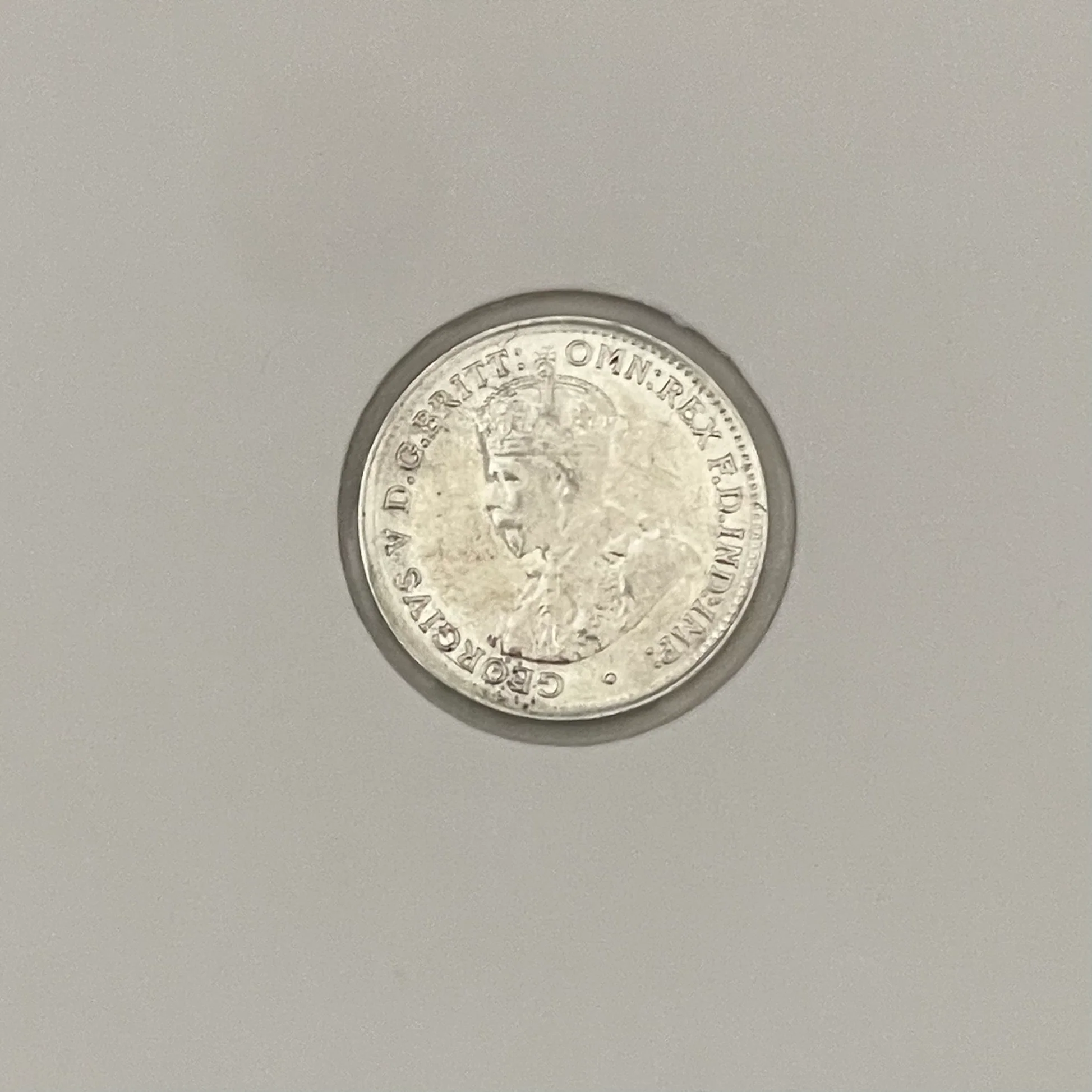 Australia 1926 3d Threepence Silver Coin almost Uncirculated Condition - Image 2