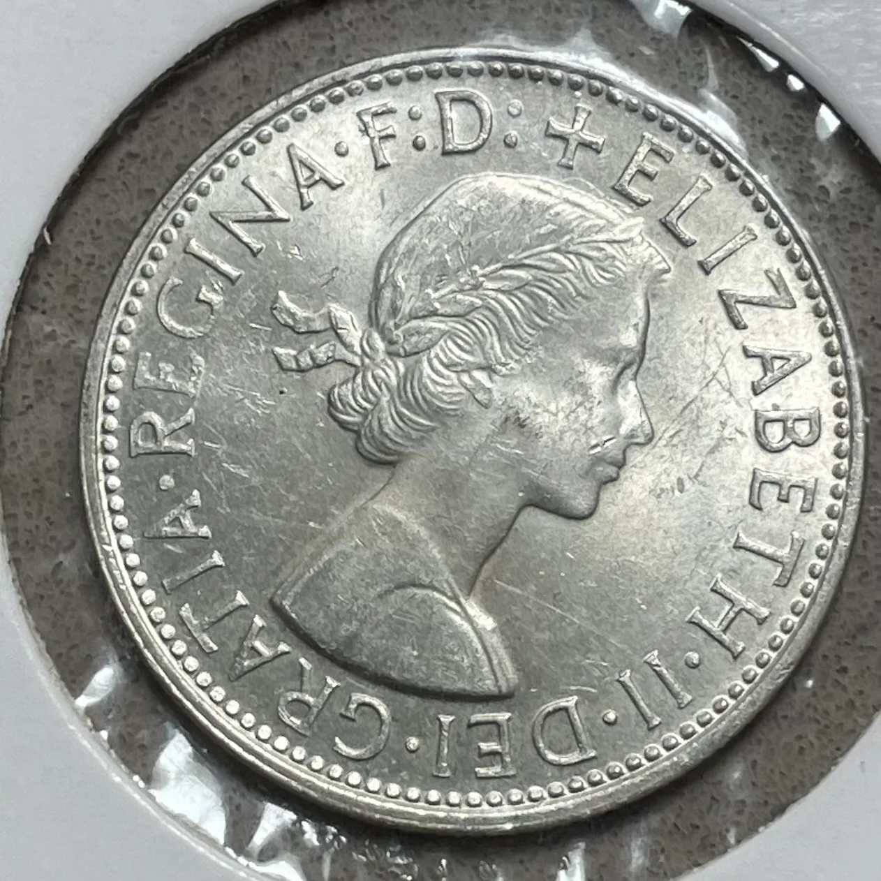Australia 1962 2/- Florin Silver Coin Uncirculated - Image 2