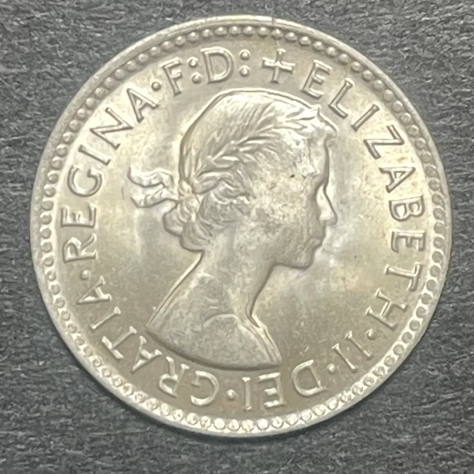 Australia 1963 3d Threepence Silver Coin Uncirculated Condition - Image 2