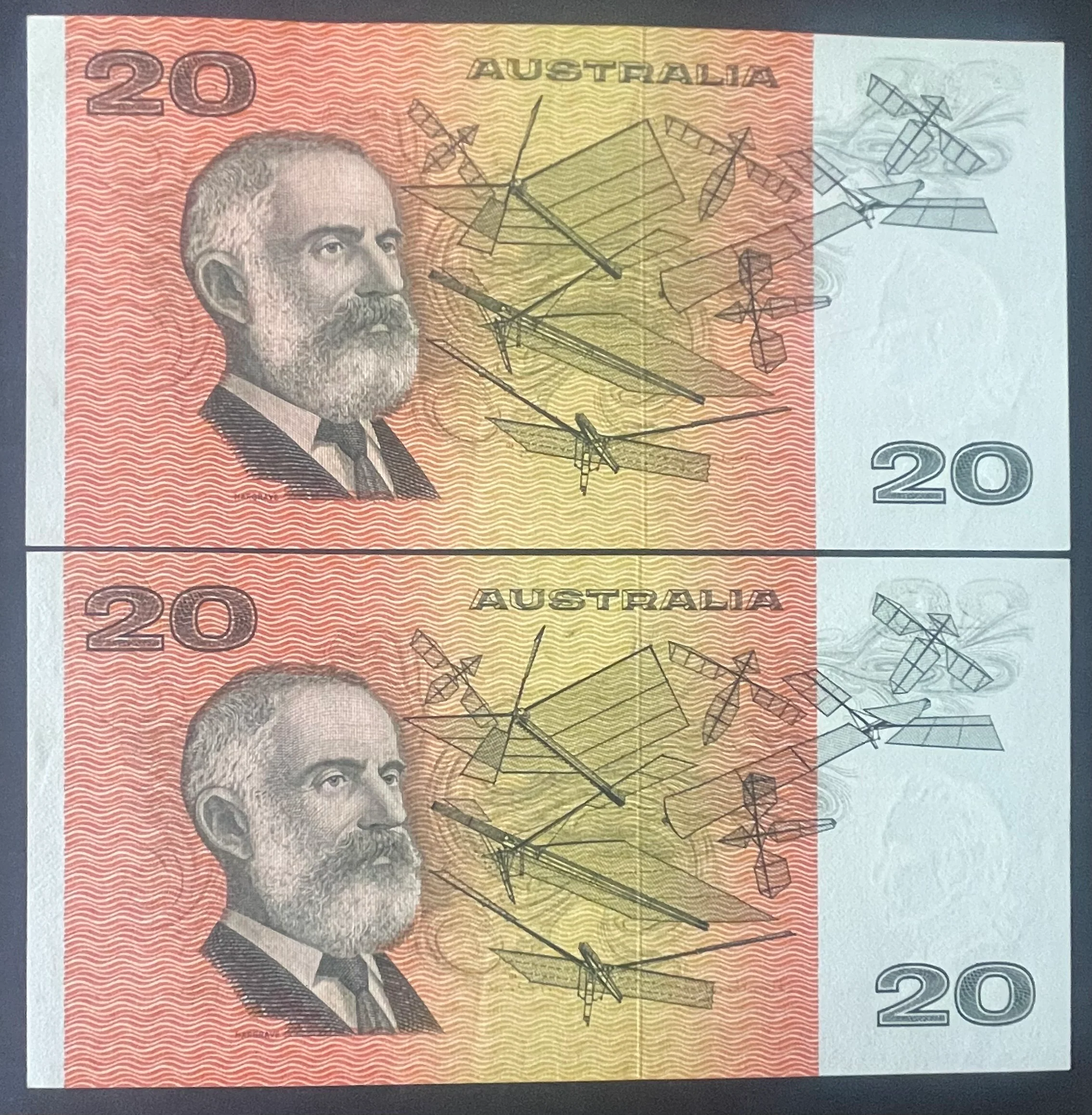 Australia 1979 $20 Knight Stone OCRB Serial Numbers Uncirculated Pair R407b - Image 2