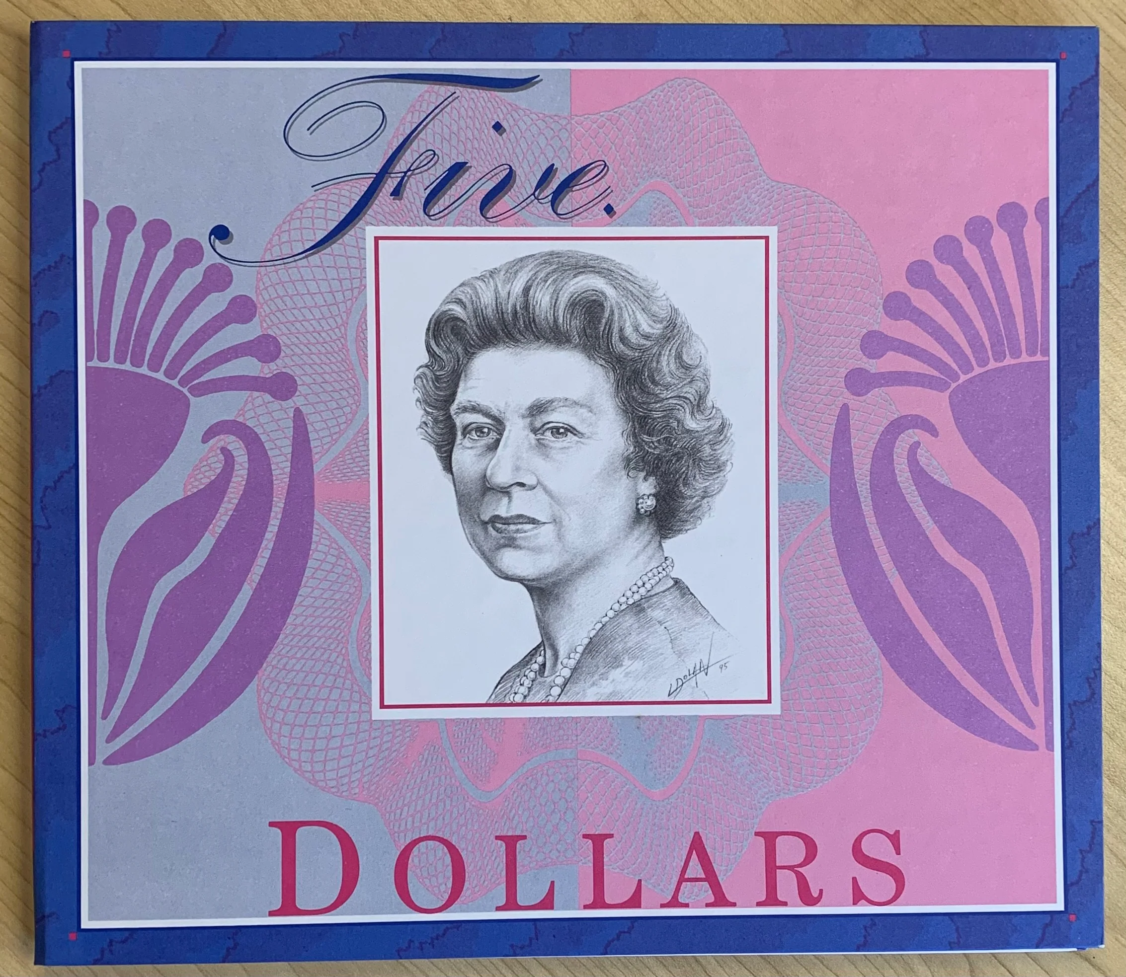 Australia 1992 and 1995 $5 Polymer Banknotes matching serial numbers Portfolio - Image 3