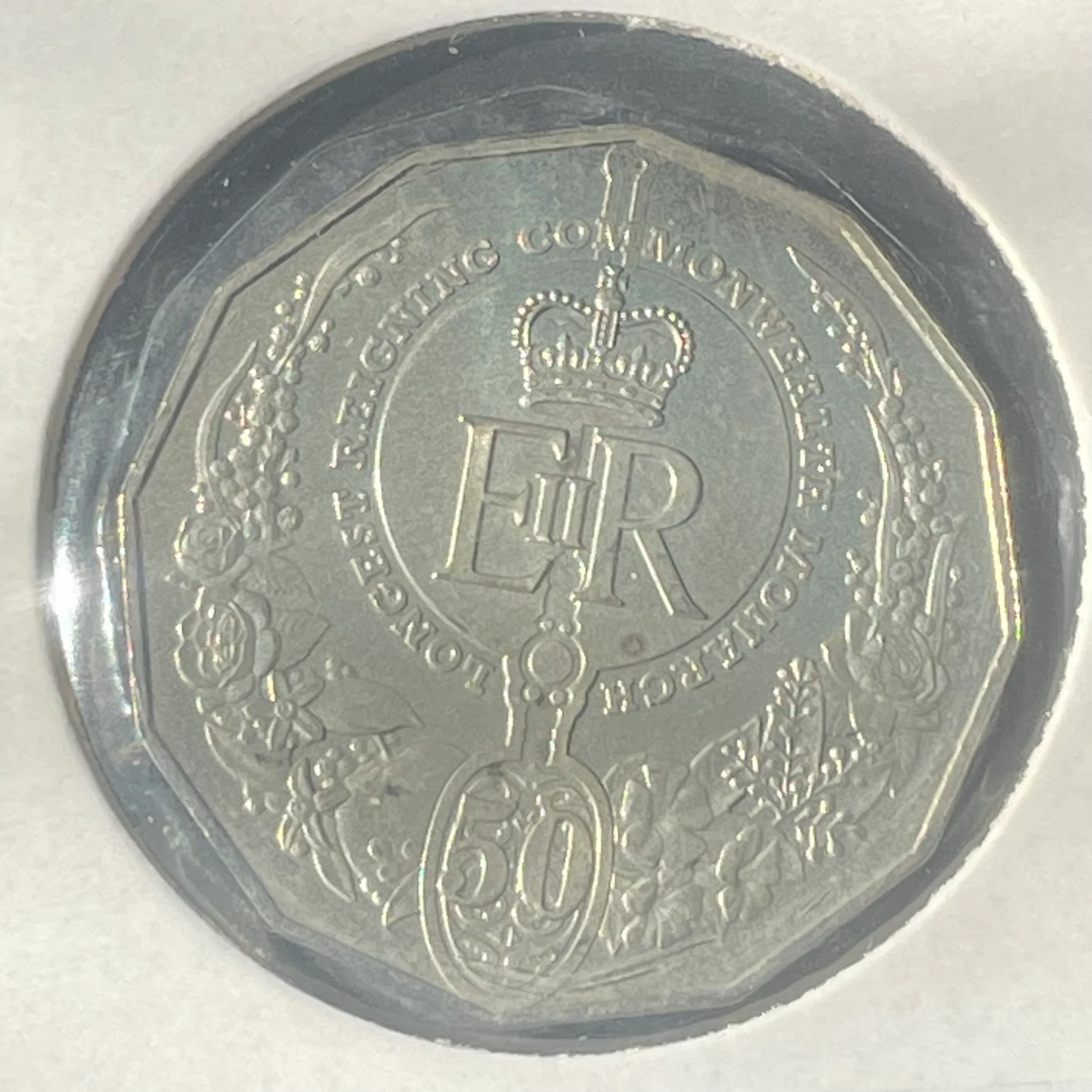 Australia 2015 50c Fifty cents Longest Reigning Monarch Uncirculated Coin in 2x2 mount