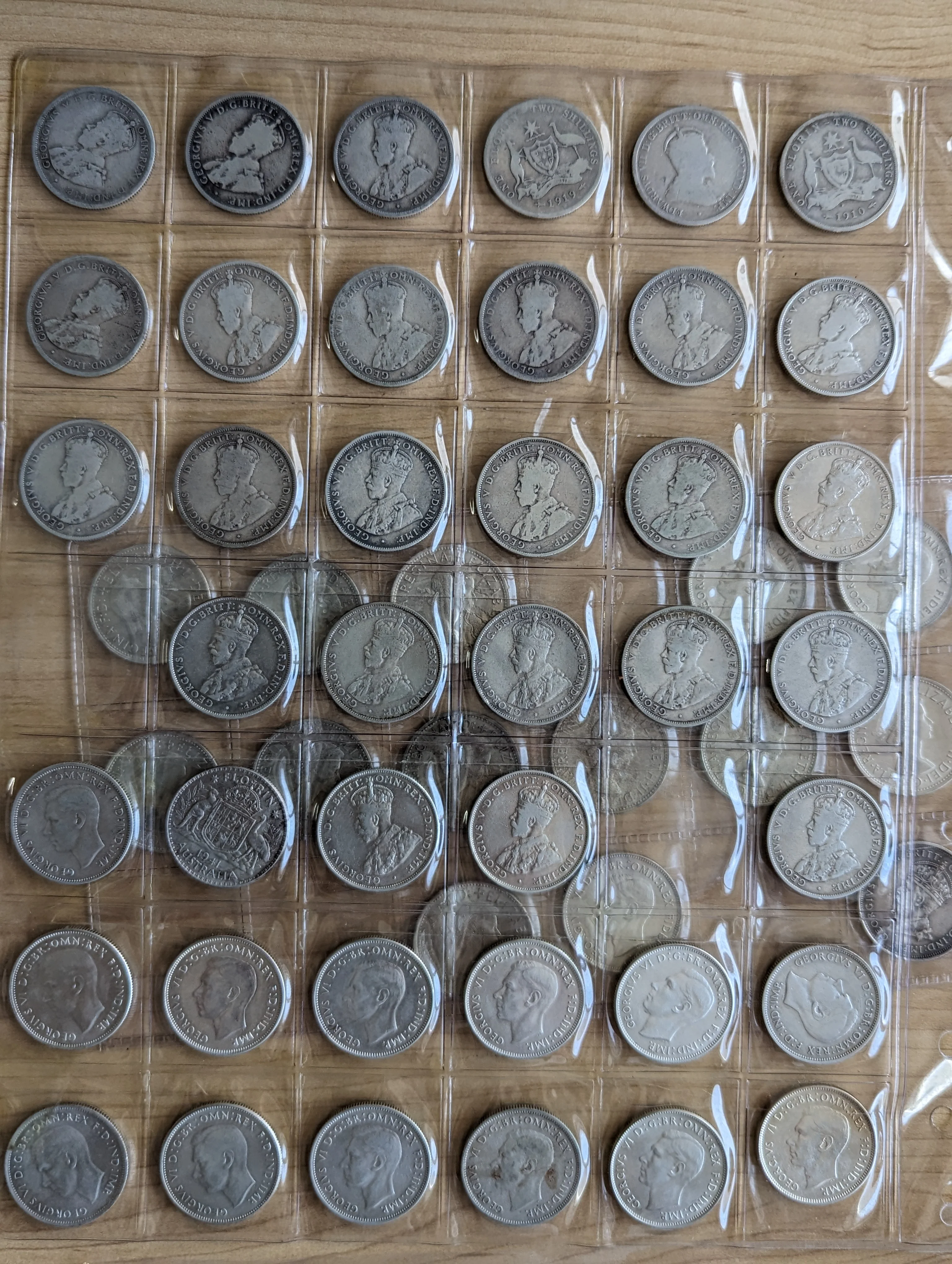 Australia 1910-63 Complete Set of 2/- Florin Silver Coins. Very Good to Extremely Fine Condition. - Image 3