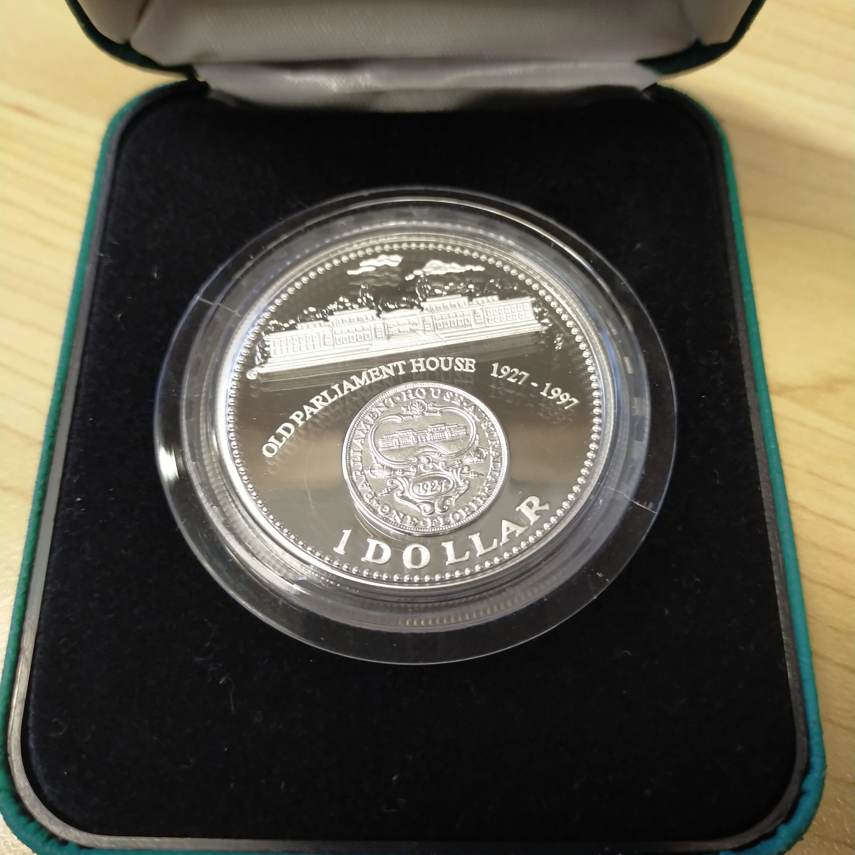 Australia 1997 Royal Australian Mint $1 Old Parliament House 1oz Silver Proof Coin - Image 2
