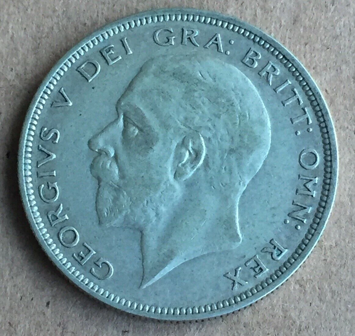 UK Great Britain 1933 George V Half Crown Extremely Fine Condition - Image 2