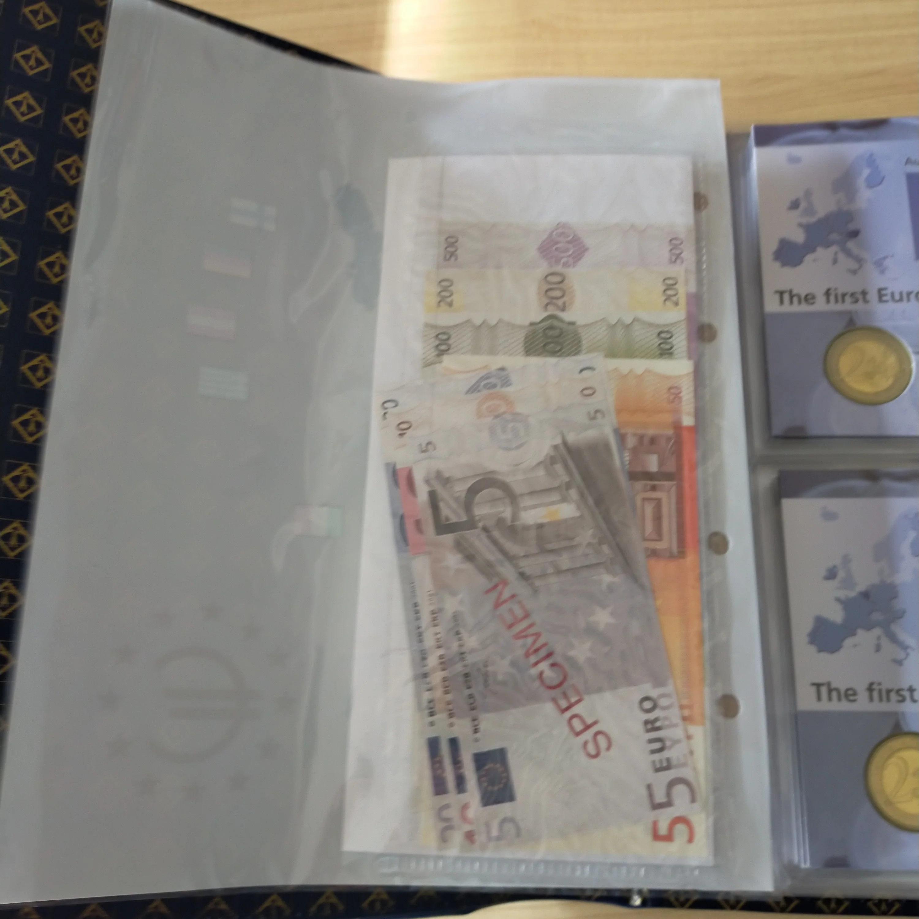 Lighthouse The First Euro Complete Coin Set In Folder - 12 Country Sets + Specimen Notes - Image 4