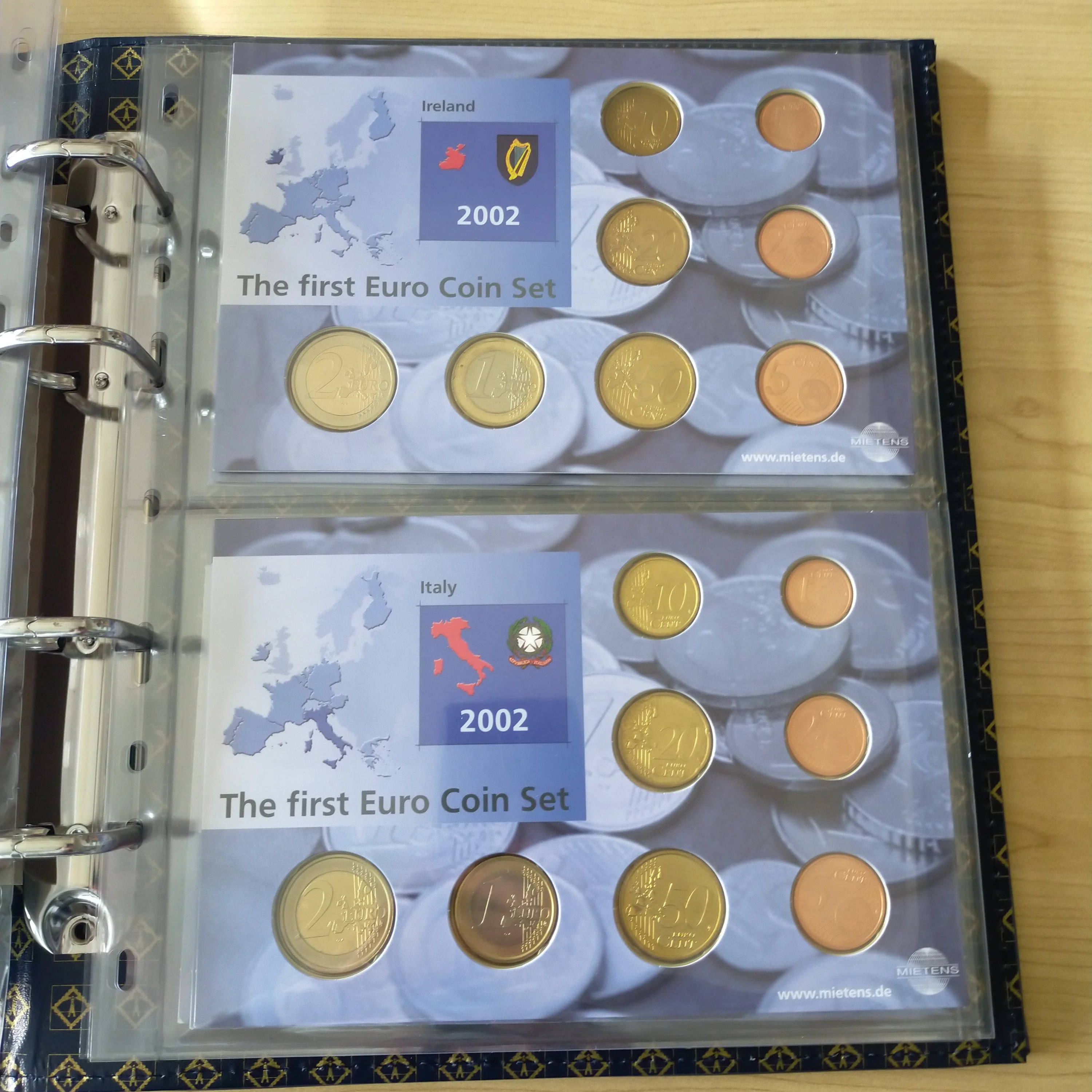 Lighthouse The First Euro Complete Coin Set In Folder - 12 Country Sets + Specimen Notes - Image 8