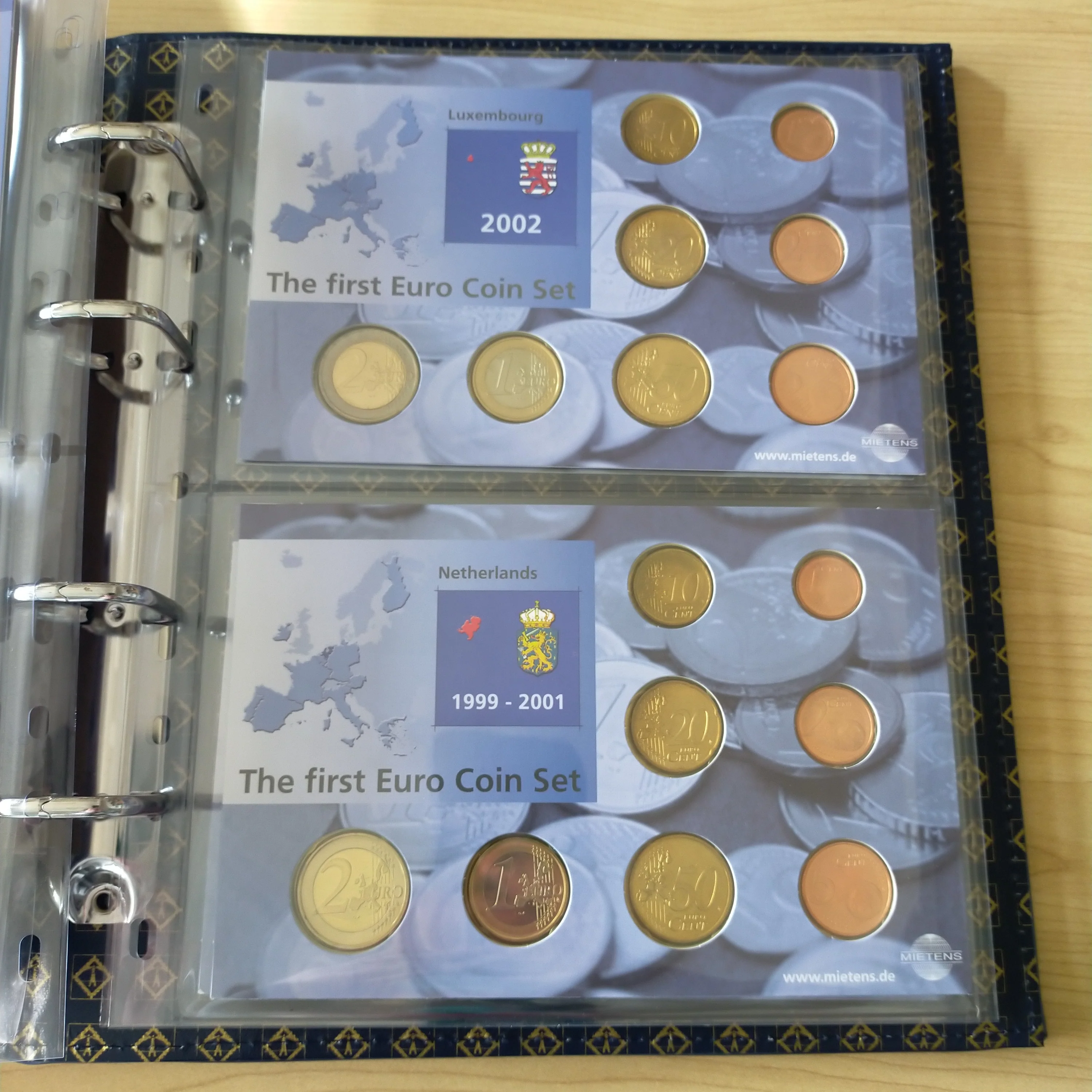 Lighthouse The First Euro Complete Coin Set In Folder - 12 Country Sets + Specimen Notes - Image 9