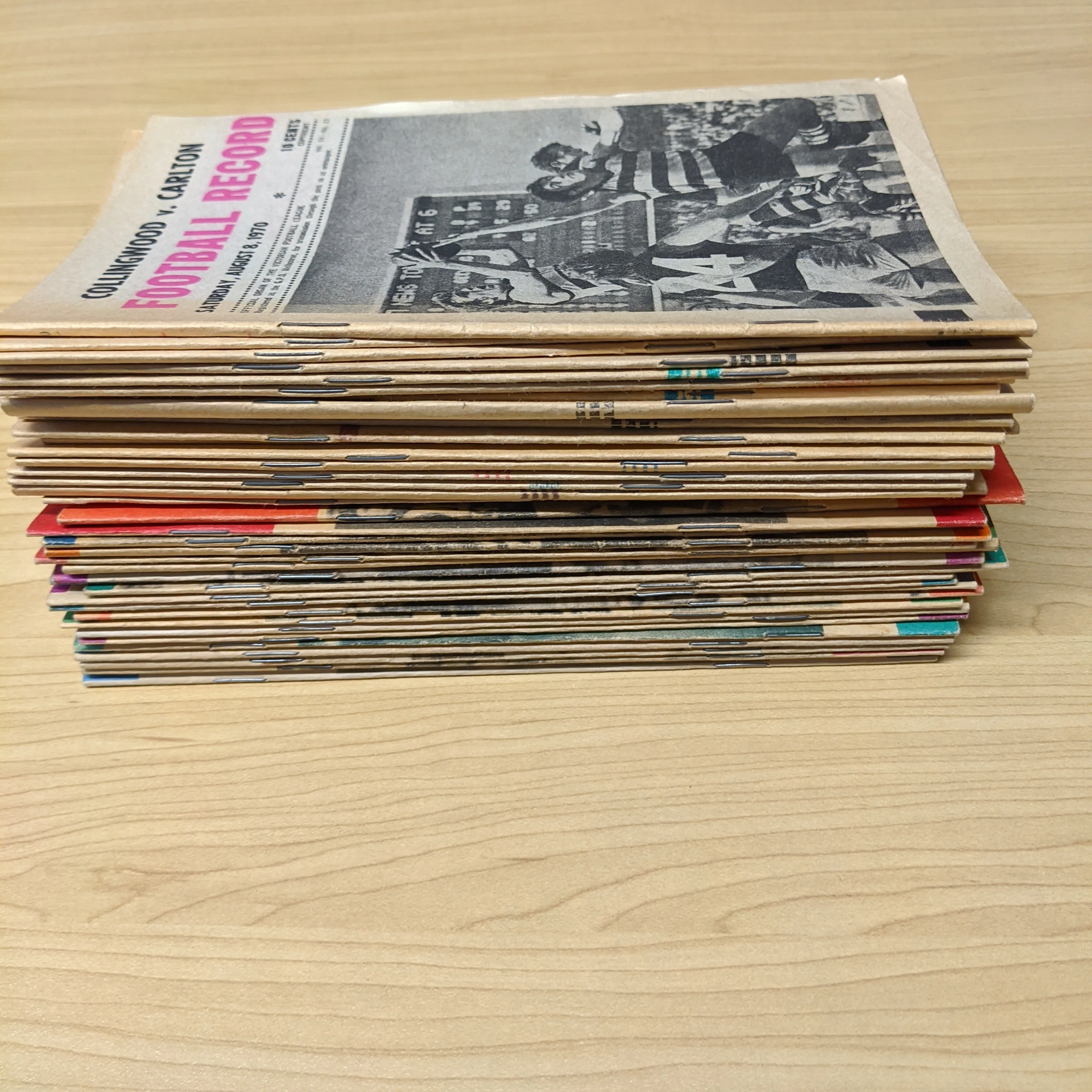 Lot of 40+ 1970-77 VFL Football Records of Collingwood Games - Image 2