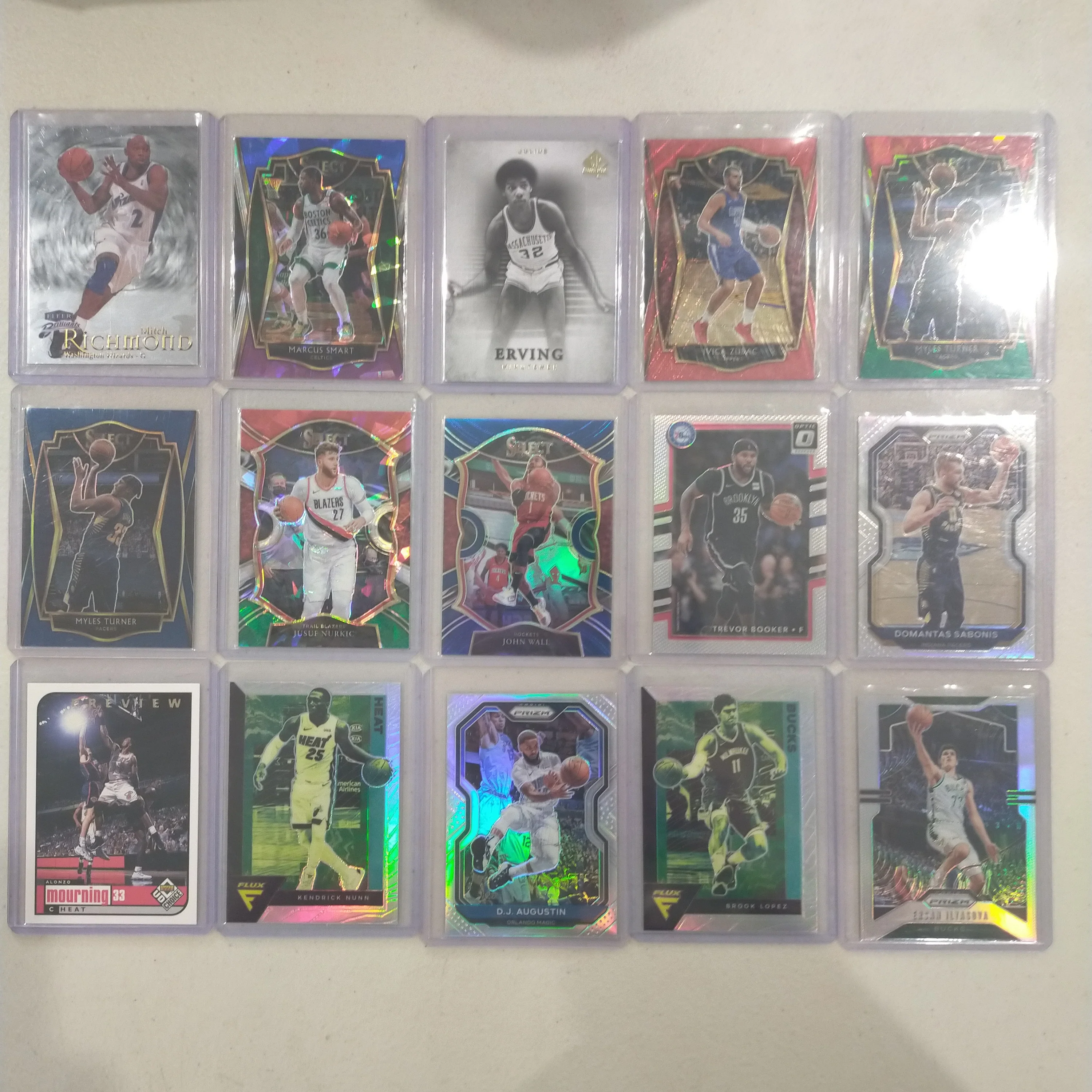 Lot of Approx 500+ NBA Basketball Cards Including Mosaics, Hoops, Prizms, Optic etc - Image 5
