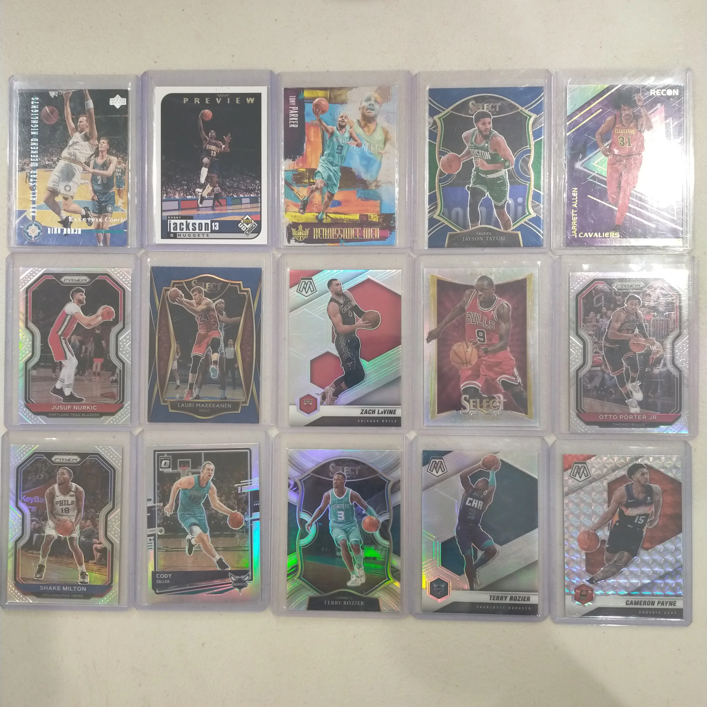 Lot of Approx 500+ NBA Basketball Cards Including Mosaics, Hoops, Prizms, Optic etc - Image 6