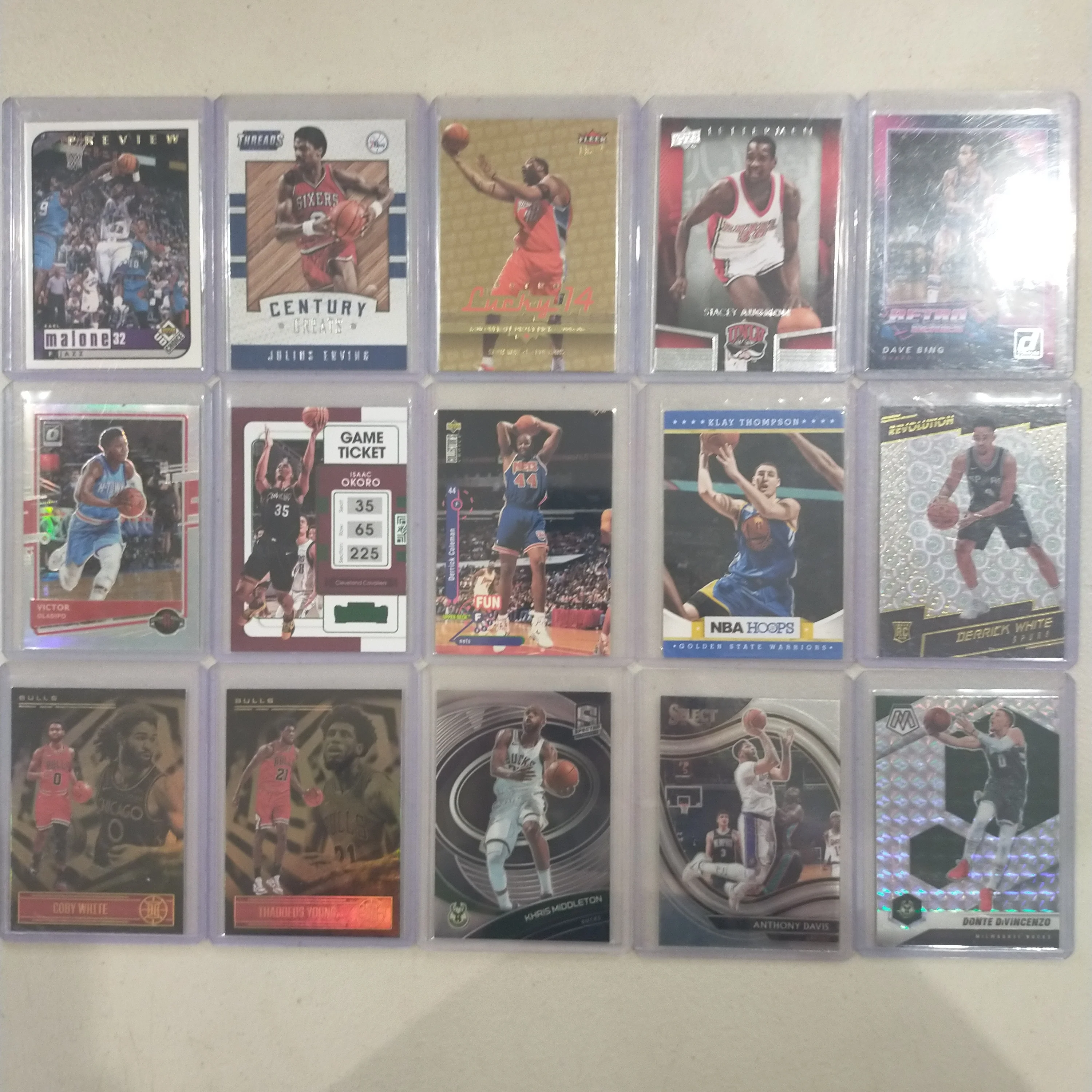 Lot of Approx 500+ NBA Basketball Cards Including Mosaics, Hoops, Prizms, Optic etc - Image 9