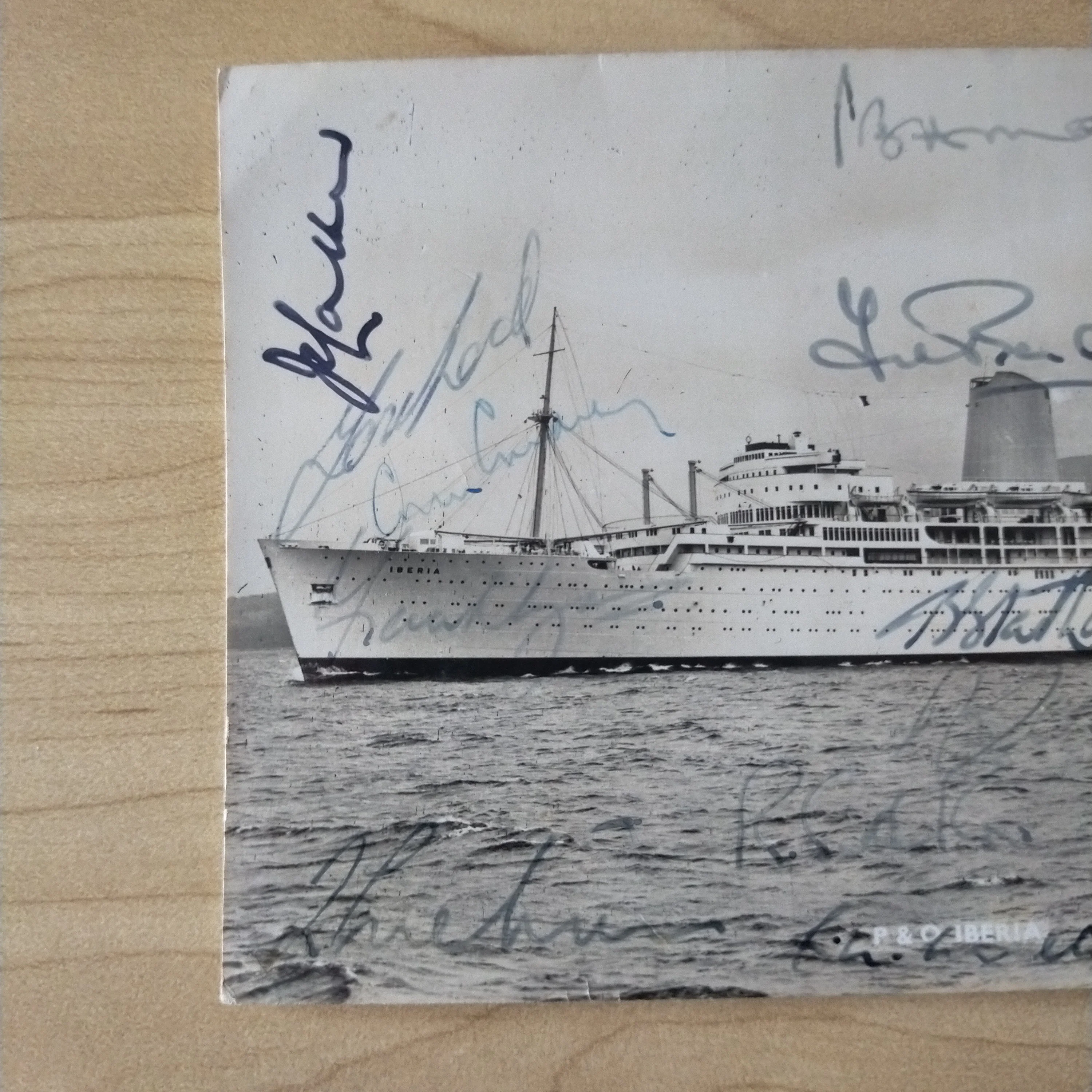 Cricket 1954-5 MCC Marylebone Cricket Club England Ashes Test Team Signed Postcard including Statham, Cowdrey and Tyson, on P&O Iberia - Image 3