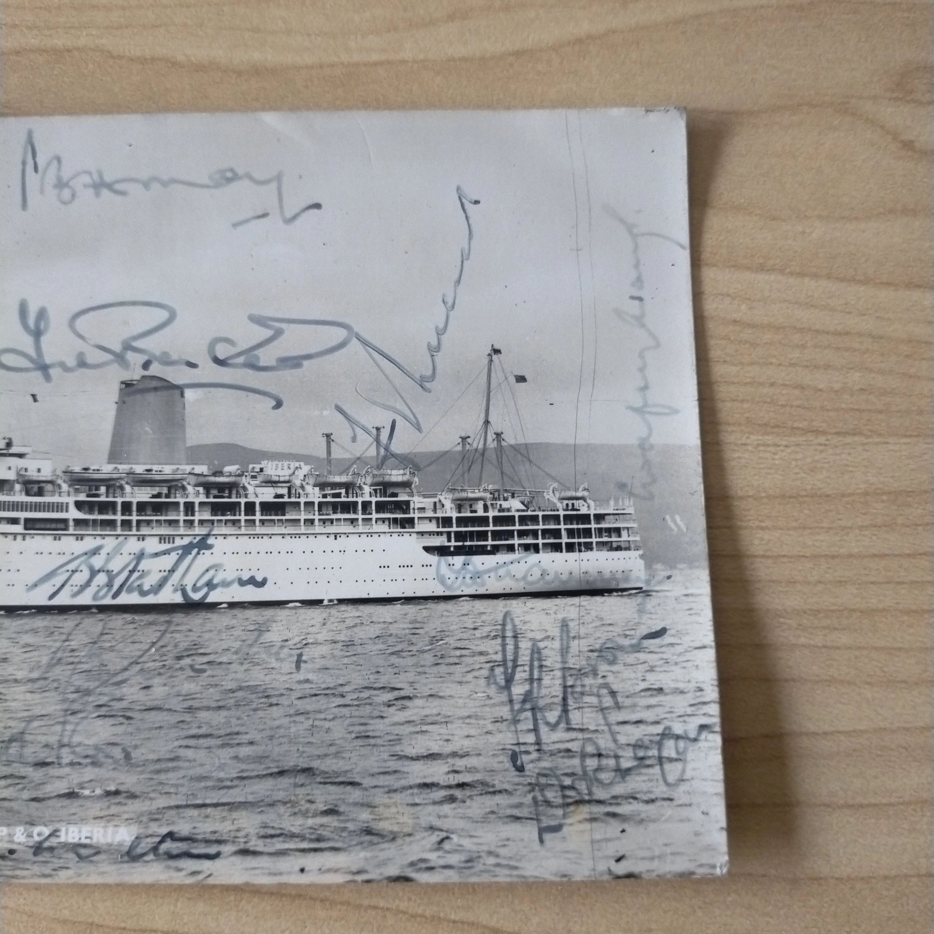 Cricket 1954-5 MCC Marylebone Cricket Club England Ashes Test Team Signed Postcard including Statham, Cowdrey and Tyson, on P&O Iberia - Image 5