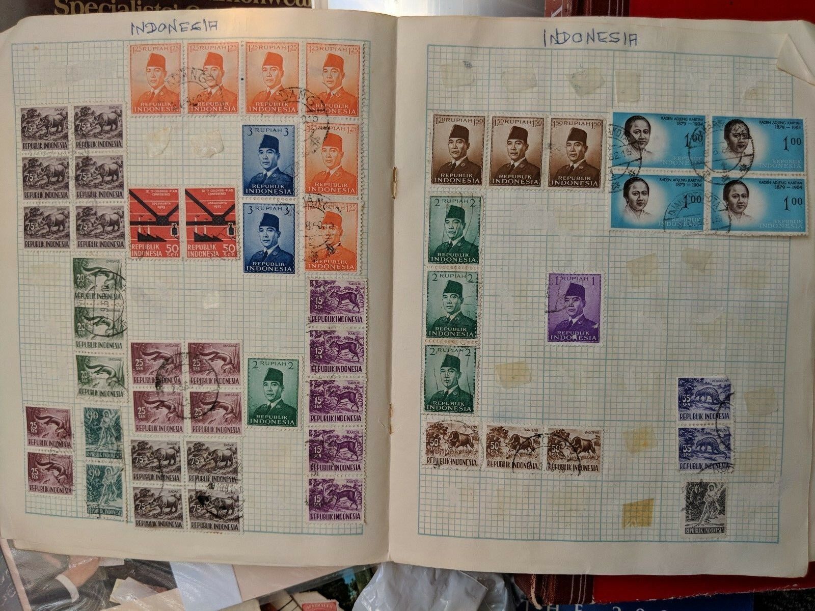 Mixed Bag of World Stamps. Hours of fun to be had! Find a gem. - Image 5