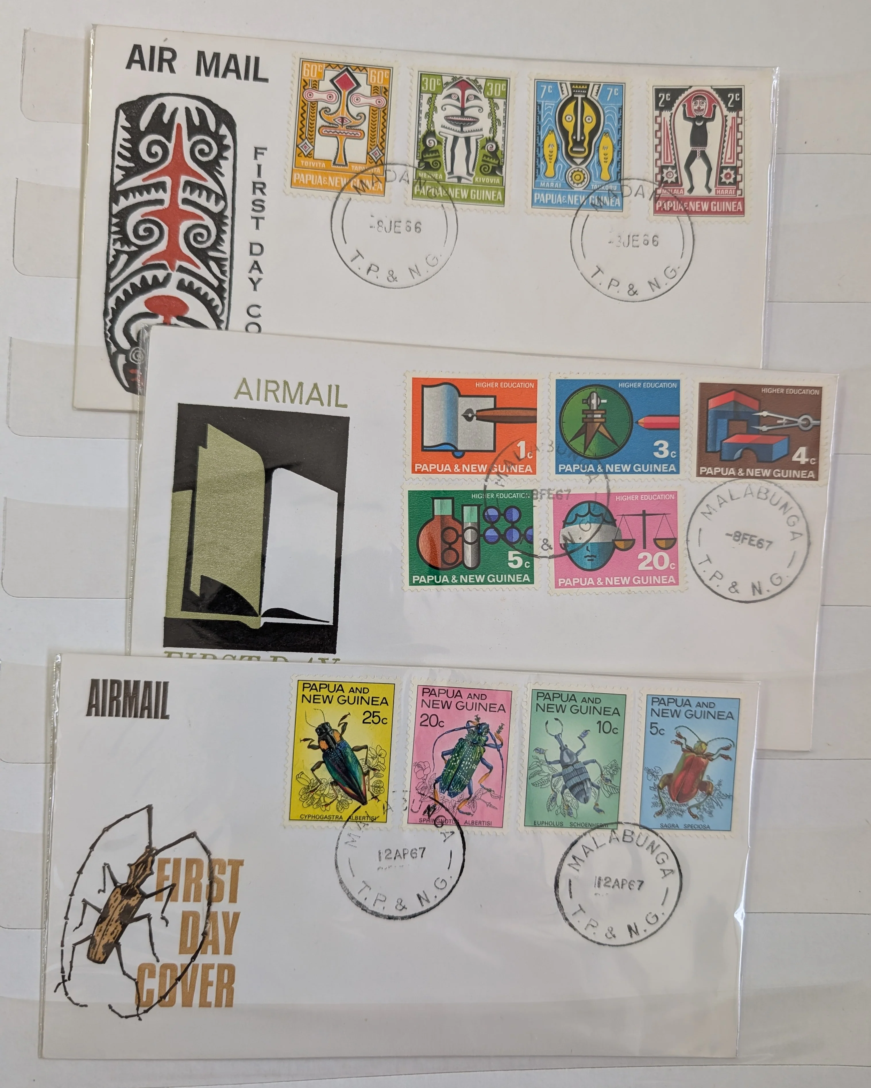 Papua New Guinea 1960-1984, Collection of 71 Different Covers with beautiful sets of stamps - Image 4