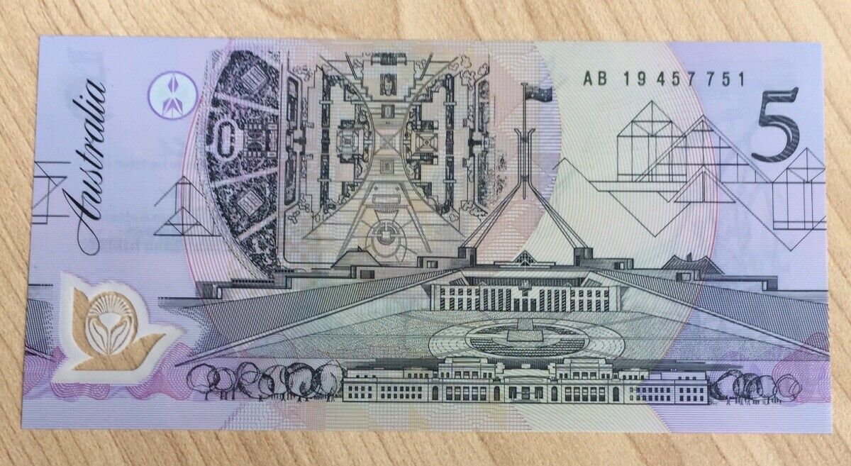 R214L 1992 $5 Fraser Cole Polymer Banknote Dark Green Serial No. Last Prefix