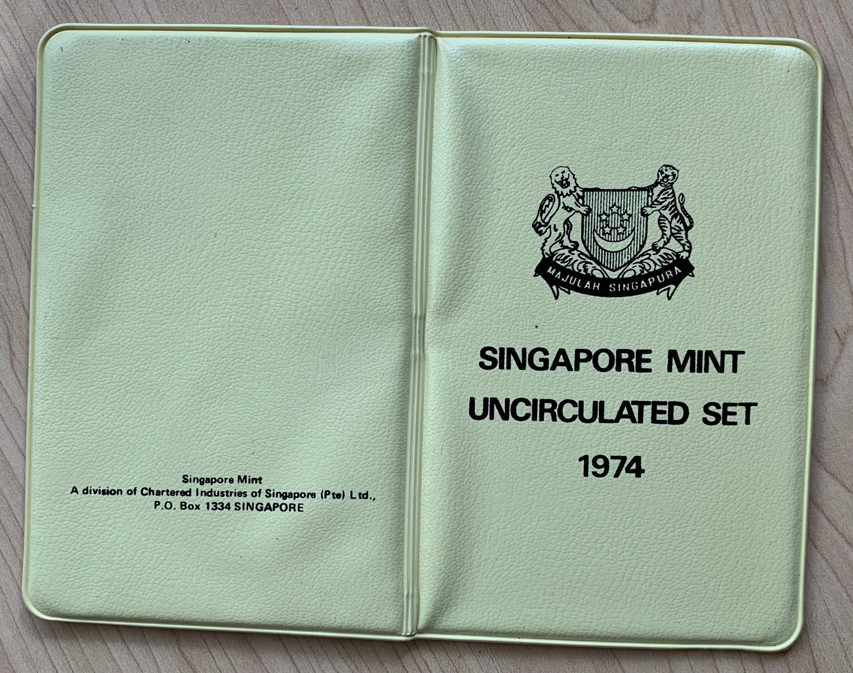 Singapore Mint 1974 Uncirculated Coin set. - Image 2