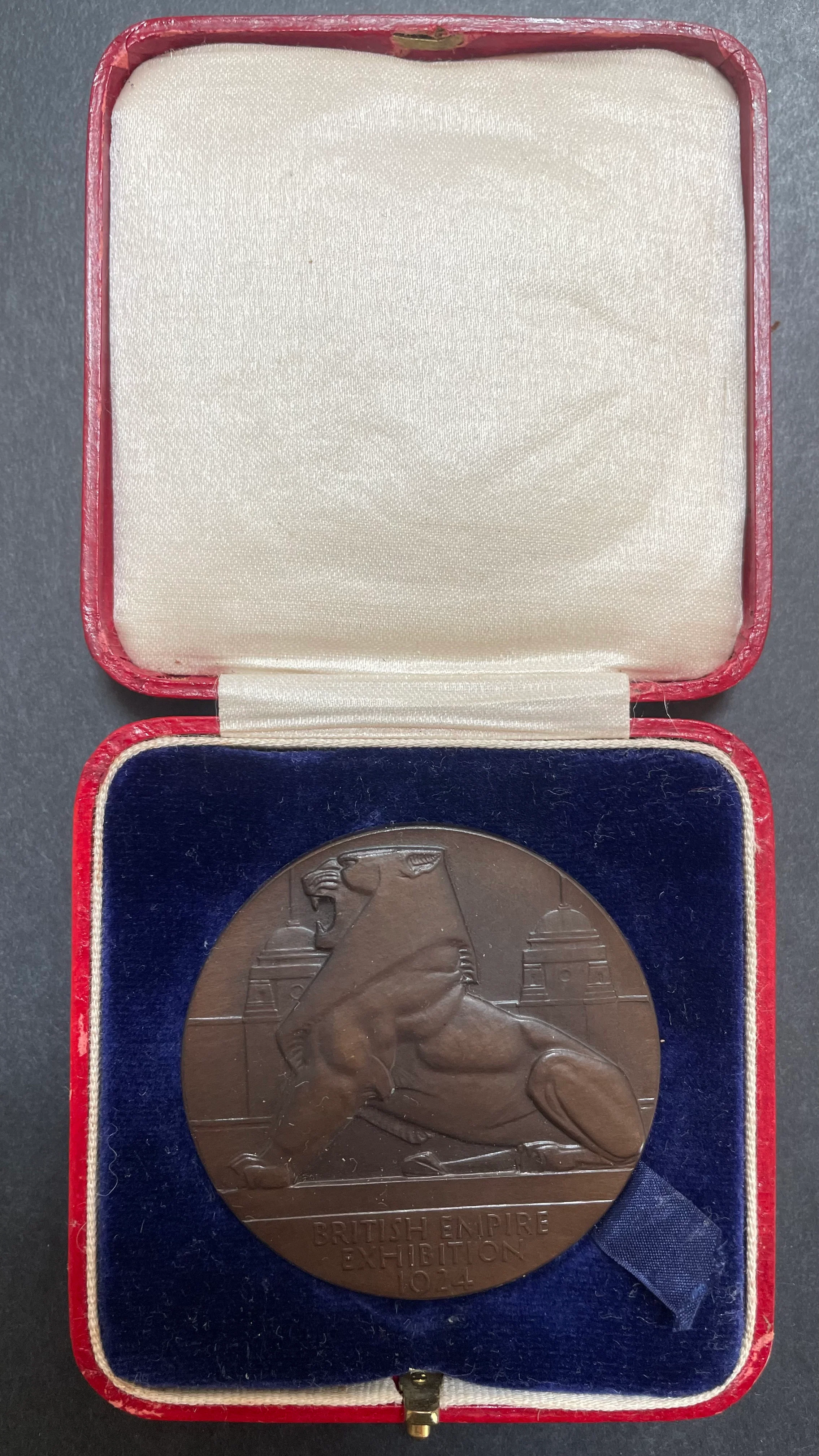 UK Great Britain 1924 British Empire Exhibition Medal
